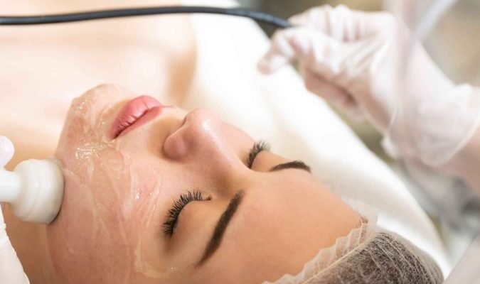 R F Skin Tightening Facial