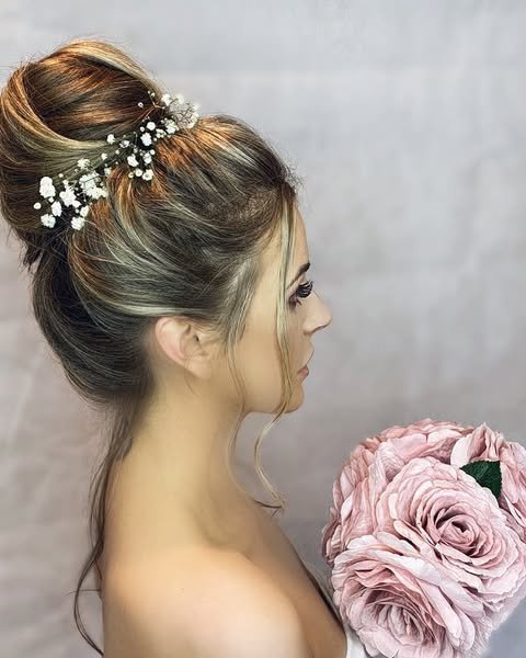 Bridal Hair Stylists in Manchester